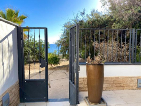 Casa Giunicchi, un gioiello fronte mare Portoscuso